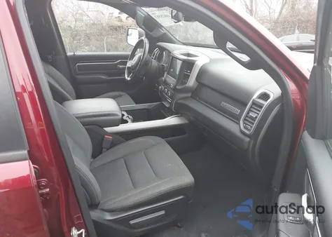 2019 Ram 1500 Big Horn/Lone Star 4X4 6'4 Box z USA, uszkodzony, nr VIN 1C6SRFMT7KN536964